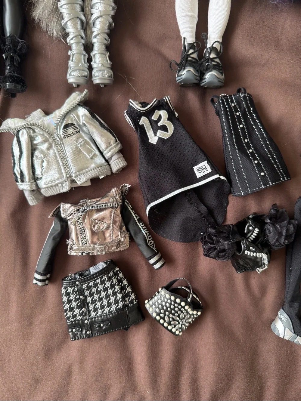 Shadow High Series 1 and Twins Bundle - Brand New Complete Set for 5 Dolls